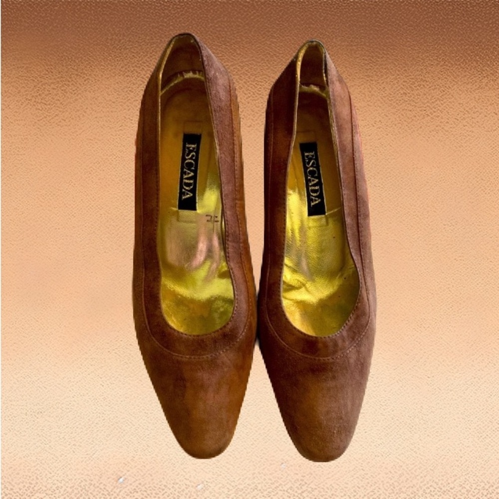 Vintage ESCADA Brown Suede Heels - Picture 2 of 16